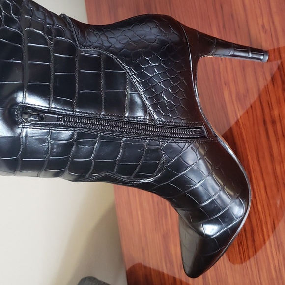 Shu Shop Black Croc Fitted Over-Knee Pointed Heeled Boots Women's Size 9 - Picture 11 of 17